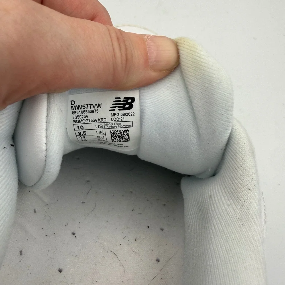 New Balance 577 Mens White Leather Walking Shoes Hook Loop MW577VW Size 10 D